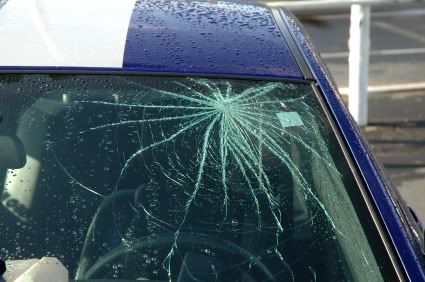 broken-windshield-09-12-28.jpg