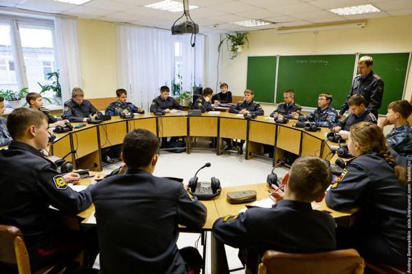 [Image: policeschool1234-21_600x400.jpg]